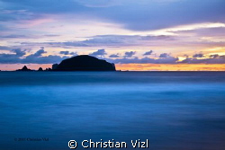 Pacific Ocean and Rocks in front of Ixtapa, Guerrero, Méx... by Christian Vizl 